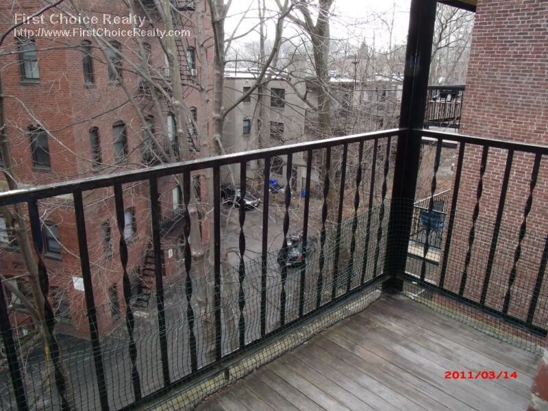 Primary Photo - 87 Winchester St