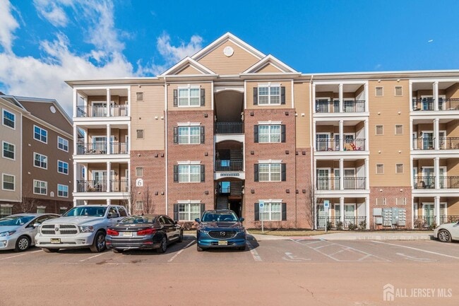 Building Photo - 643 Strassle Wy