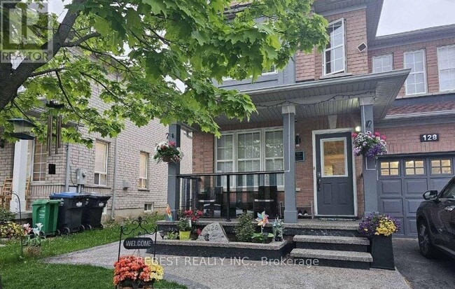 Building Photo - 128 Starhill Crescent