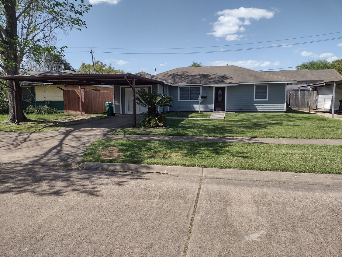 3705 Cedarcrest Dr, Pasadena, TX 77503 House Rental in Pasadena, TX