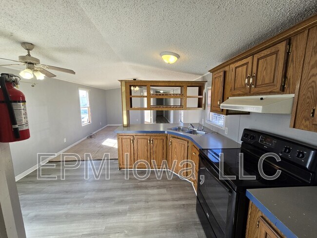 Foto del edificio - 700 W Ridgeway Ave
