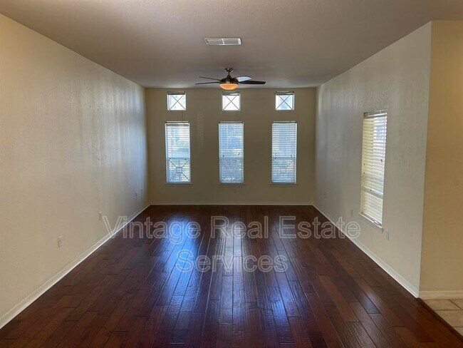 Building Photo - 4007 Sand Palm Ct