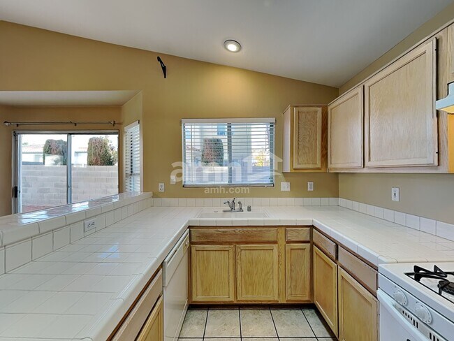 Building Photo - 8201 Gunther Cir