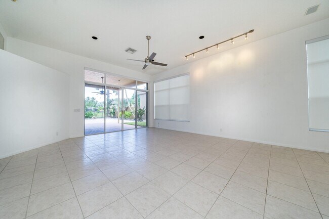 Foto del edificio - 6608 NW 24th Ave