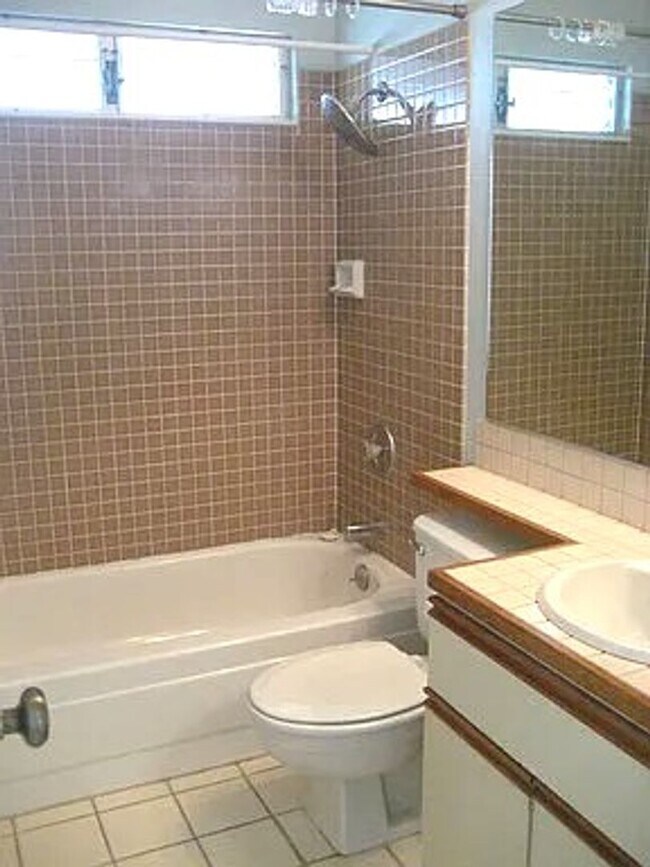 Foto del edificio - Beautiful single family home in The Bluffs...