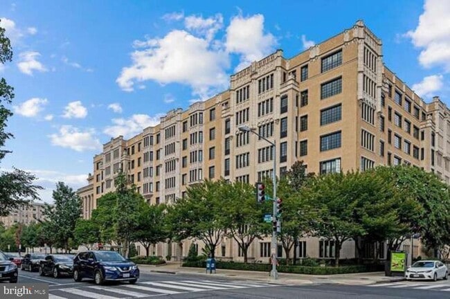Foto del edificio - 1701 16th St NW
