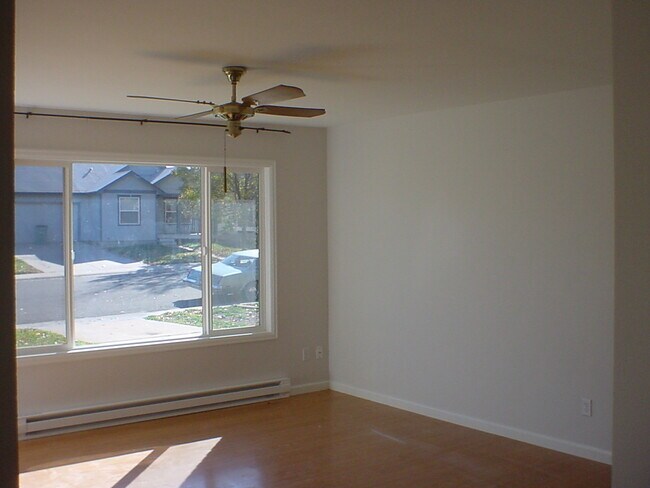 Foto del edificio - 2516 W Plum St