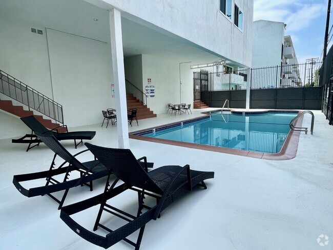 Pool area view - St. Andrews Place Apartments