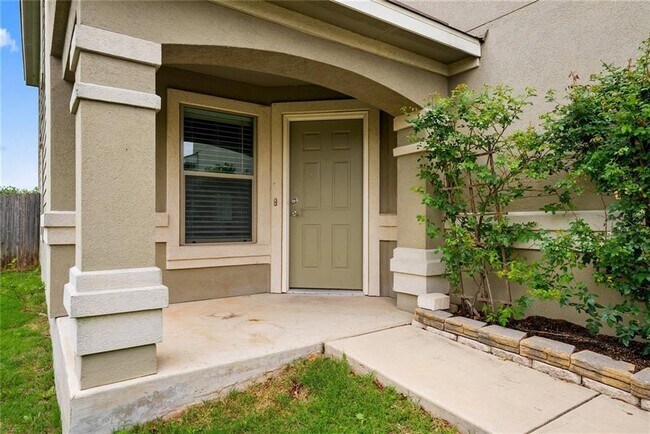 Foto del edificio - 9104 Edmundsbury Dr