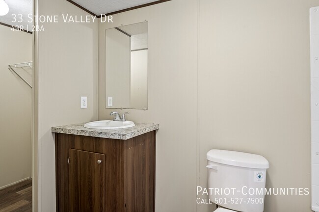 Building Photo - 33 Stone Valley Dr