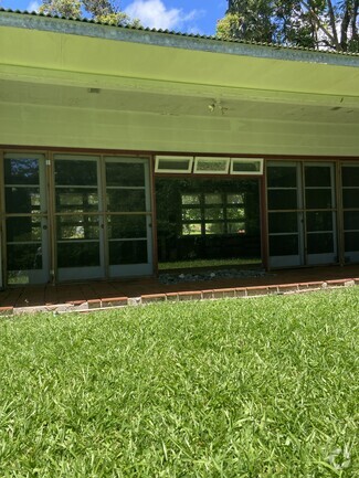 Building Photo - 600 Hoaka Rd