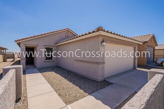 Building Photo - 10611 W Halsey Dr
