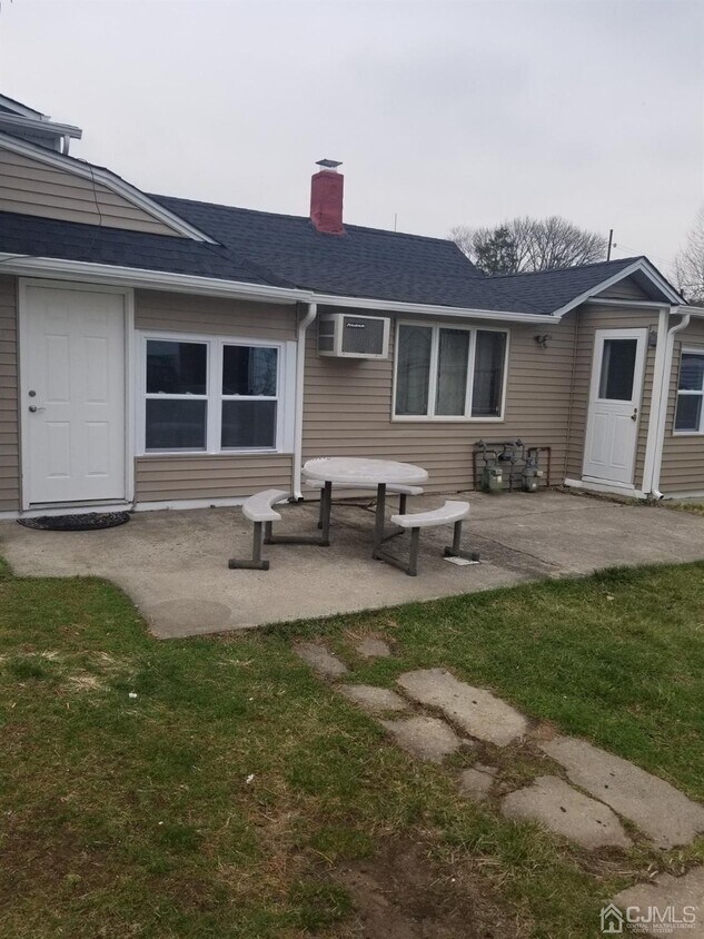 50 E William St, Woodbridge Township, NJ 08863 Apartment for Rent in