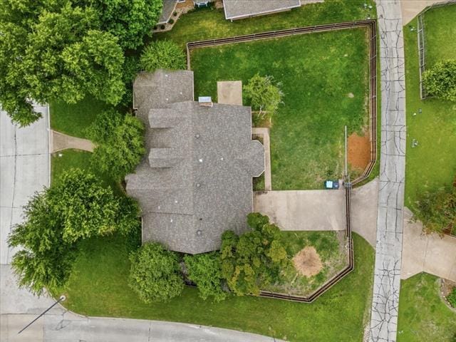 Building Photo - 1143 Bayshore Dr