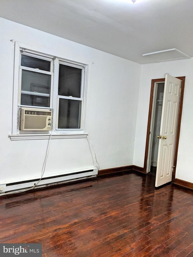 Foto del edificio - 8603 Chestnut Oak Rd
