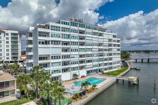 Brightwaters Tower of Snell Isle