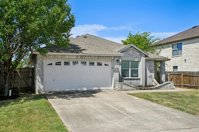 Building Photo - 209 Cottontail Dr
