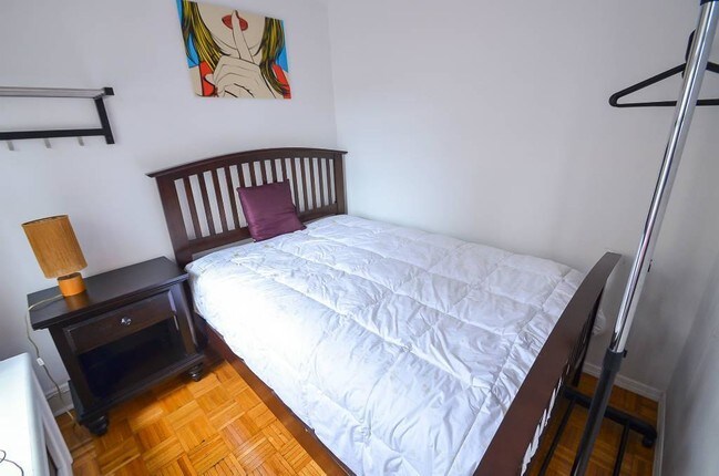 Foto del edificio - 589 1ST Ave
