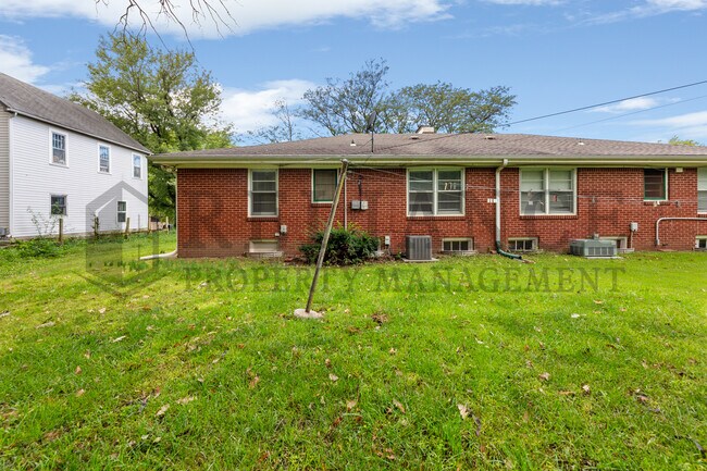 Foto del edificio - 1014 N Yale Ave