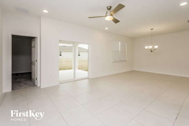 Foto del edificio - 352 Corbel Ln