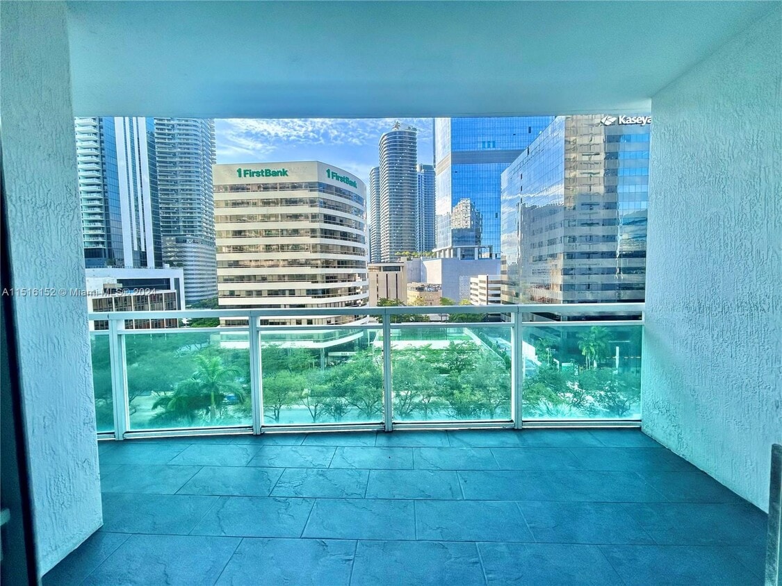 950 Brickell Bay Dr Unit 801, Miami, FL 33131 Condo for Rent in Miami