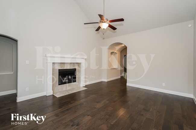 Foto del edificio - 9904 Bitterroot Dr