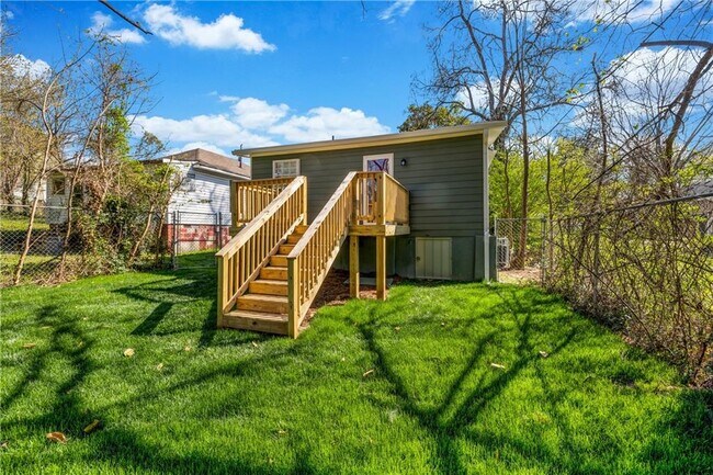 Foto del edificio - 789 Chestnut Pl NW