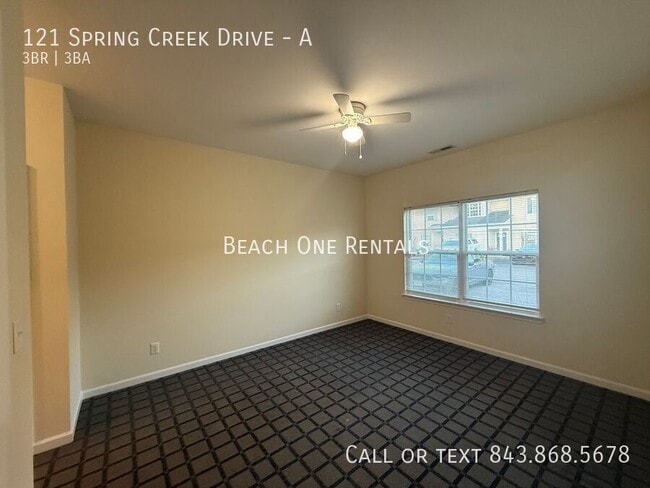 Foto del edificio - 121 Spring Creek Dr