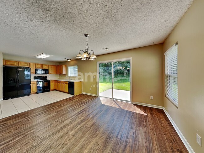 Building Photo - 3664 Marshlane Way