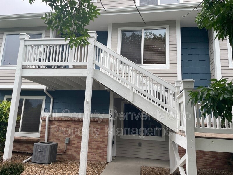 Photo - 5014 Everett Street