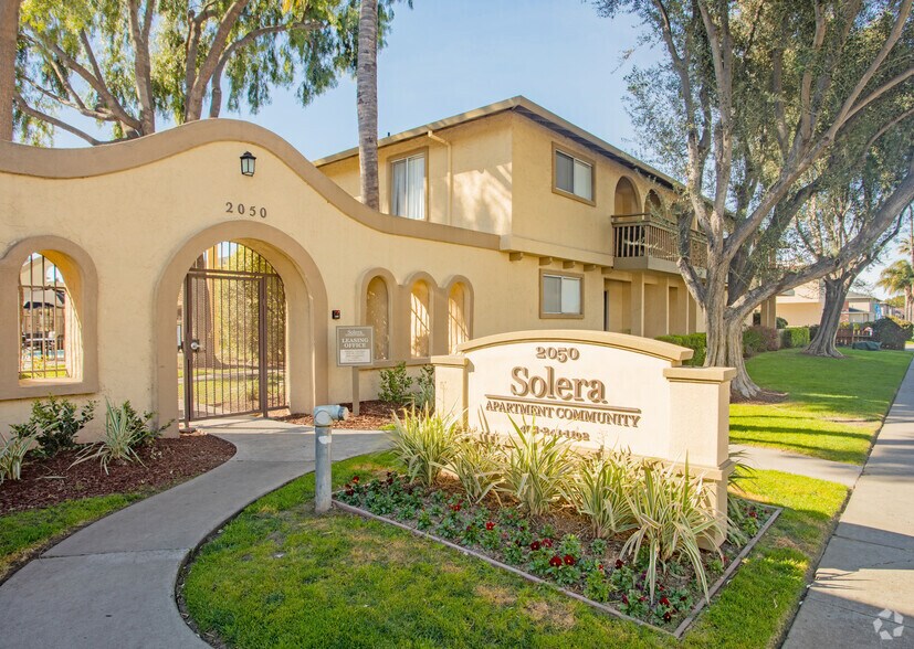 Solera Apartment Community