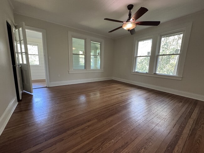 Building Photo - 2786 Fieldston Ln