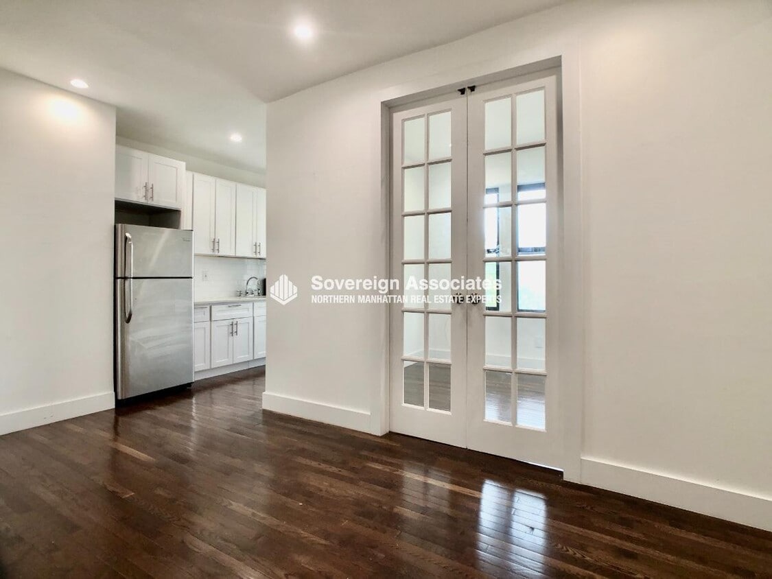 Primary Photo - 518 W 204th St