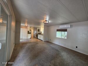 Foto del edificio - 2800 S White Mountain Rd