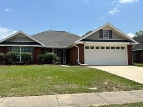 Building Photo - 2719 Rosebud Dr