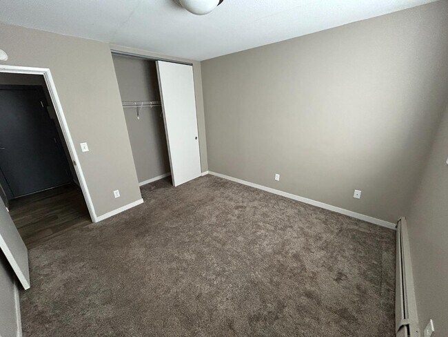 Foto del edificio - 410 6th St SE