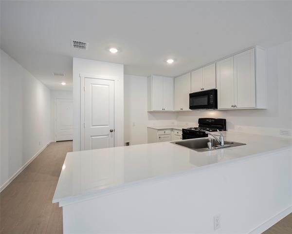 Building Photo - 1219 Falcon Hts Dr