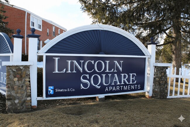 Foto del edificio - Lincoln Square Apartments (2)