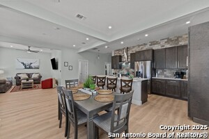 Foto del edificio - 127 E Whittier St