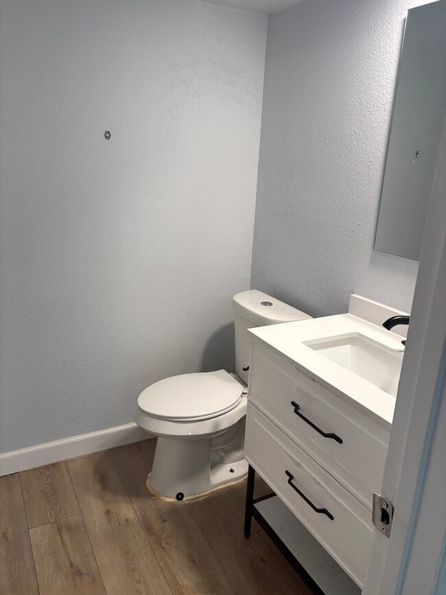 Building Photo - 8901 Tronewood Dr