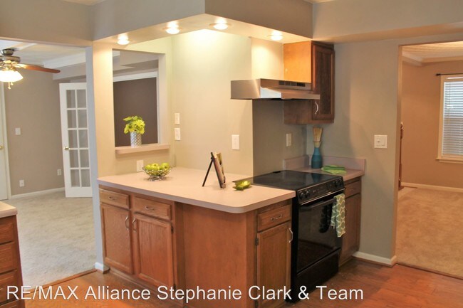 Foto del edificio - 4 br, 2.5 bath House - 1085 Country Mill Road