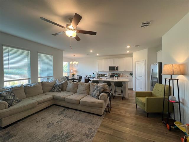 Building Photo - 1105 Misty Brk Dr