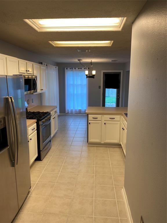 Building Photo - 5106 Big Spring Dr