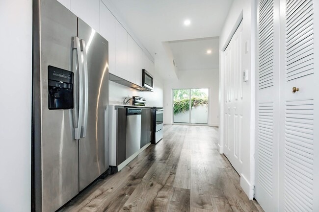 Foto del edificio - 39 NW 7th Ave