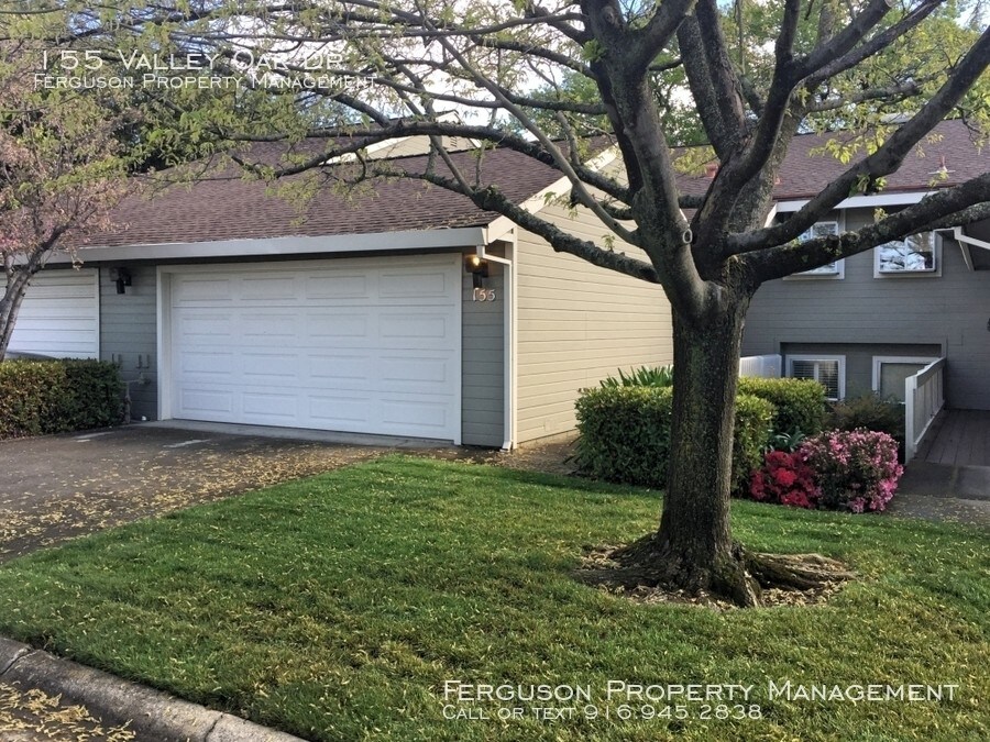Primary Photo - 155 Valley Oak Dr