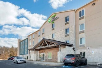 Building Photo - Furnished Studio-Charlotte - Northlake