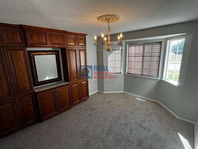 Foto del edificio - 4810 Eagle Blvd