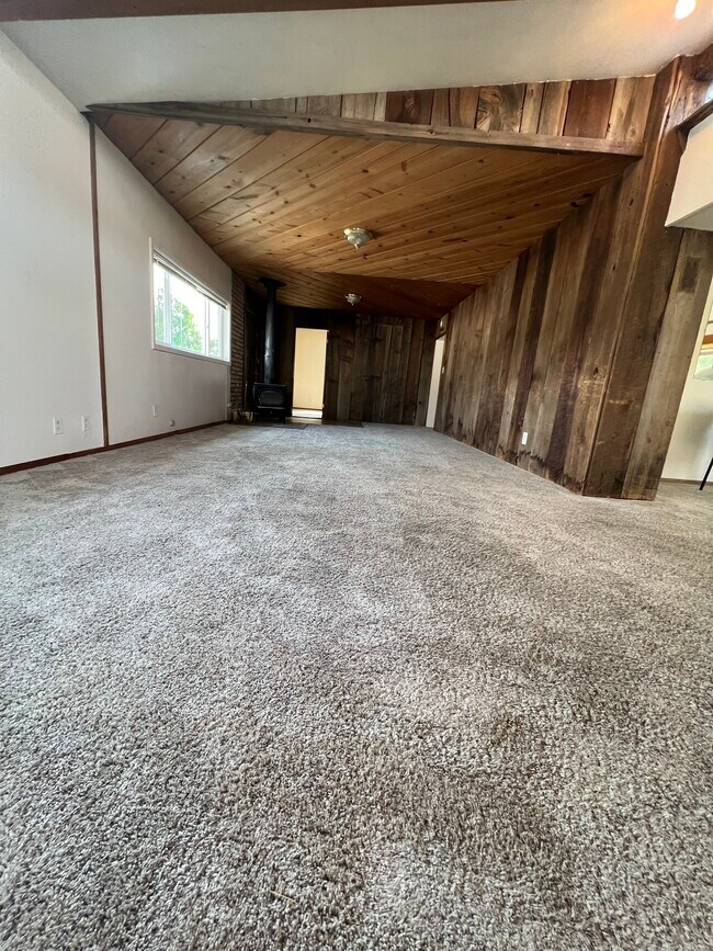 12 Stonehenge Dr, Goldendale, WA 98620 House Rental in Goldendale, WA