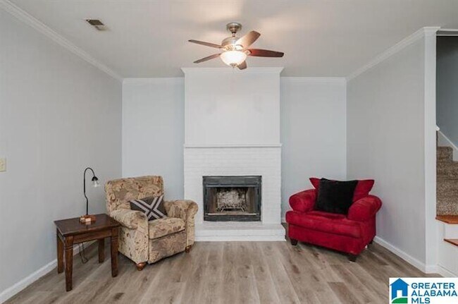 Foto del edificio - 218 Carl Nichols Dr