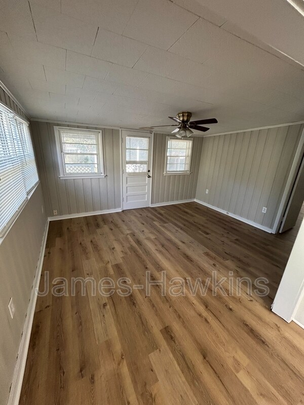 Foto del edificio - 1723 Crouson St